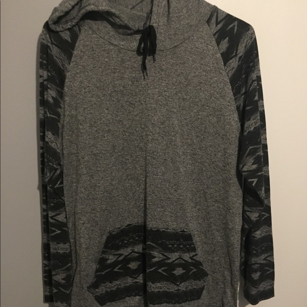 Light weight Aztec sweatshirt hoodie